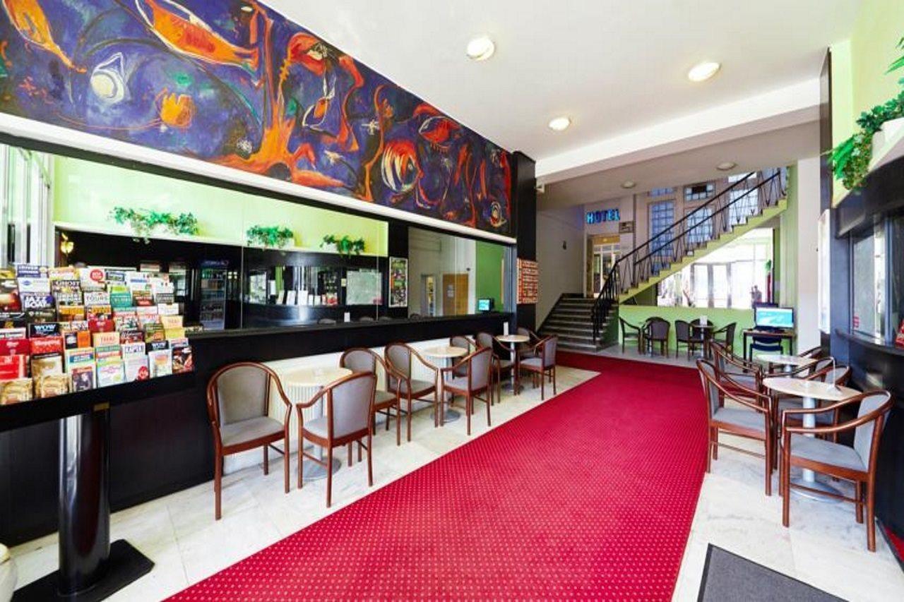 Hotel Mars Прага Экстерьер фото